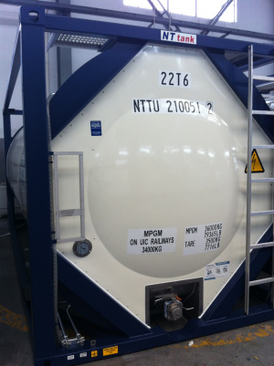 Танк-контейнер тип Т11 объём 17750 литров, для перевозки и хранения химических жидкостей
