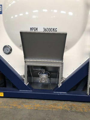 Танк-контейнер тип Т11 объём 17750 литров, для перевозки и хранения химических жидкостей