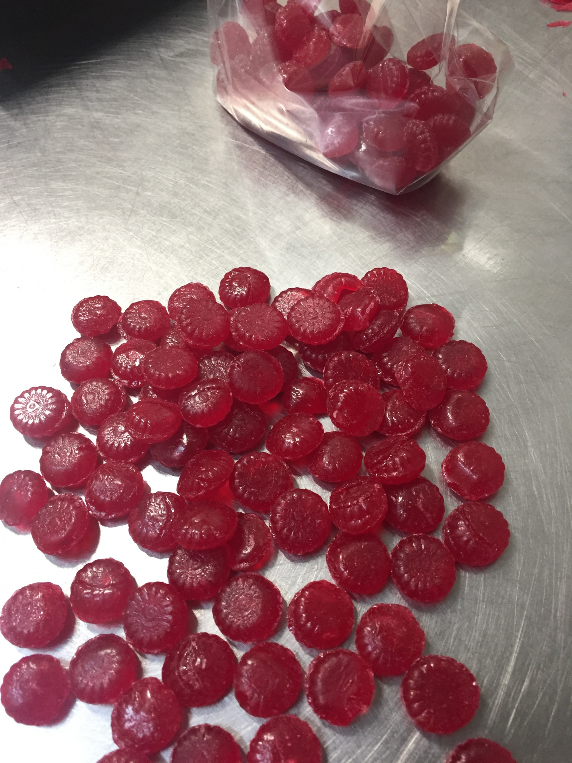 Галтовочная машина (Tumbling machine) для удаления облоя карамели ...