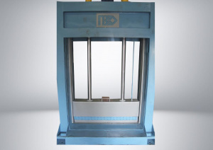 Гильотина гидравлическая ГГР-1400 Для пластика