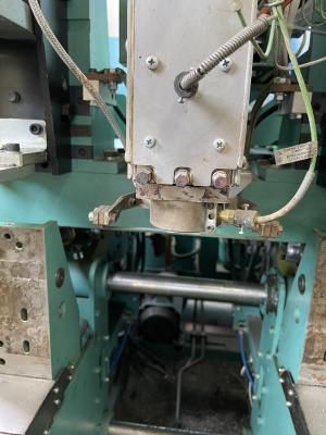 Двухгнёздный экструзионно-выдувной автомат FILPLAST FP-E-D для производства полых тел ёмкостью от 50 мл до 500 мл