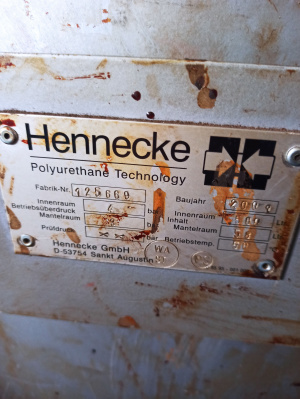 Заливочную машину Hennecke HK 1250/2500