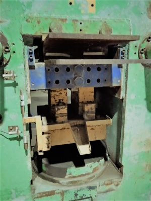 Пресс оборудование для производства кирпича гиперпрессованного