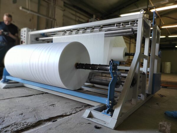 Резка и перемотка нетканых материалов (смс, спанбонд, мельтблаун ...
