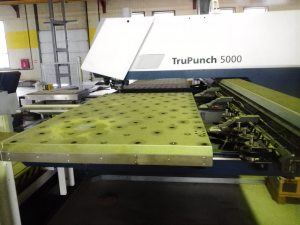 Координатно-вырубной пресс TRUMPF TruPunch 5000 средний формат