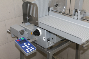 Автоматический резательный станок GRAEF VA-800