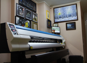 Широкоформатный интерьерный принтер Optimus 1800X