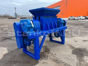 Универсальный промышленный шредер для для древесины, пластика, стекла, тонкой резины, картона, полиэтилена, фанеры, медицинских отходов, бумаги ШДП-2200