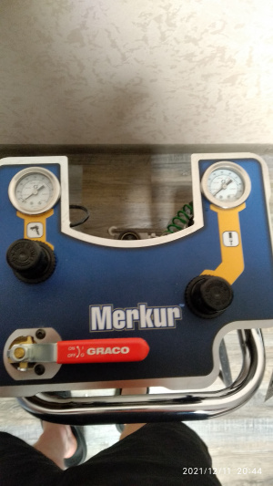 Окрасочный аппарат комбинированного напыления Graco Merkur 30:1 (G30C21)