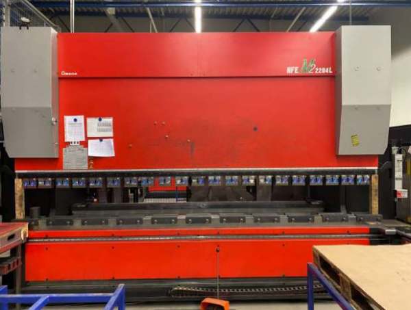 AMADA HFE M2 220.4 L