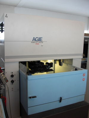 Проволочный электроэрозионный станок AGIE 250 HSS