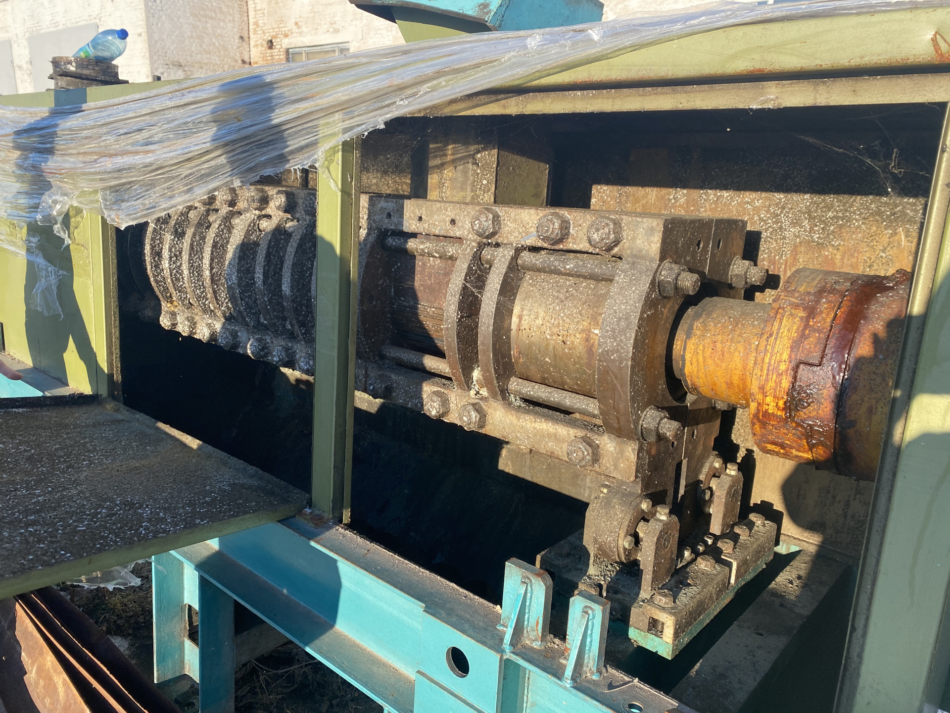 Маслопресс ор 1000. Бронто маслопресс. Охладитель жмыха подсолнечника. Ор 1000. Пресс sp340p-1k.