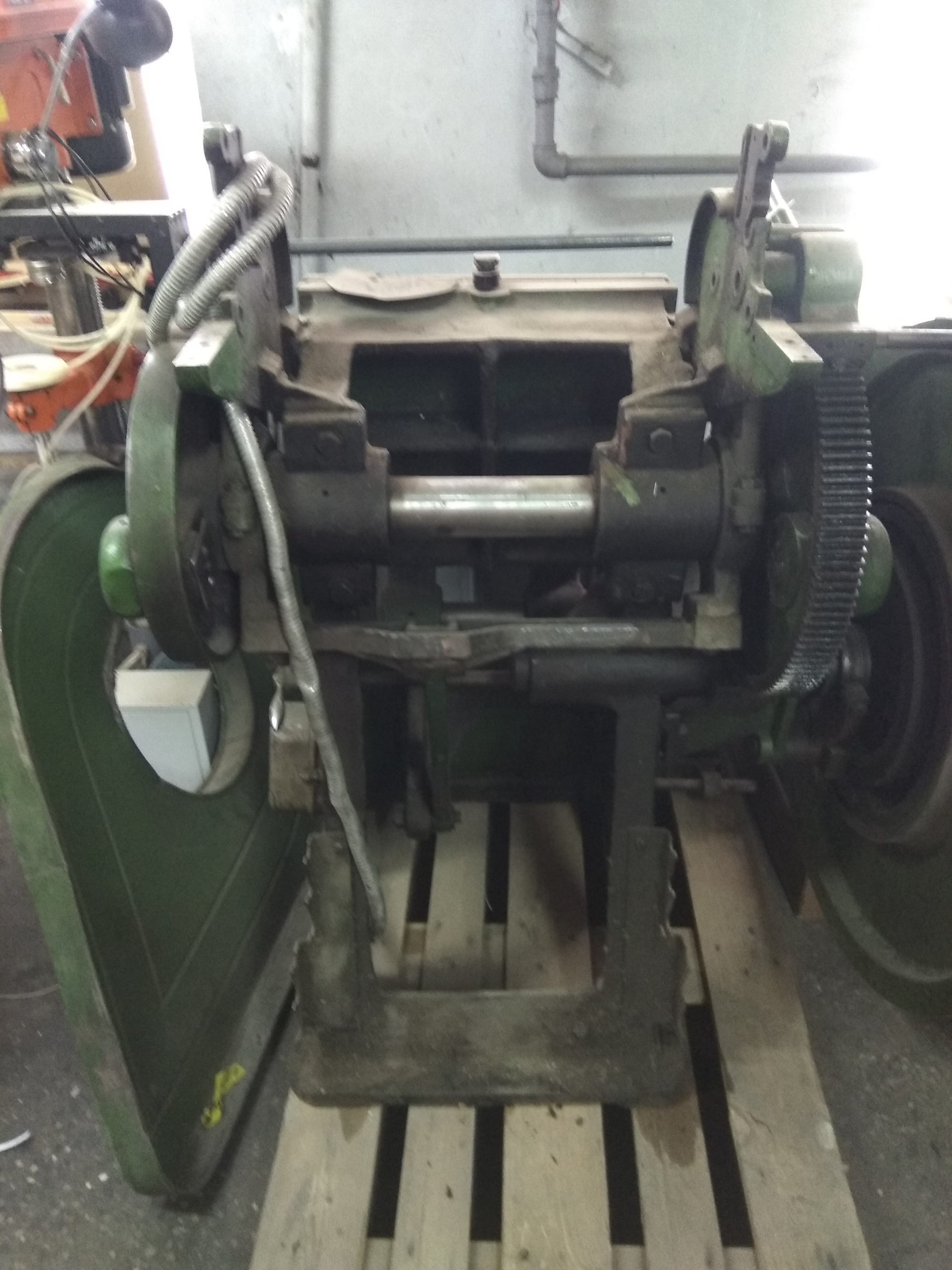 Прицеп мтз-80 1 птс-4. 4 чт 2 пт 4. 4 чт 2 пт 4. 4 чт 2 пт 4. Пдм чертеж.