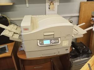 Цветyой принтер OKI 9600dn (формат A3)
