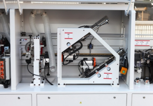 Станок для облицовывания кромок мебельных деталей WoodTec EdgeMatic 424С PRO
