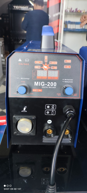 Полуавтомат Mig200
