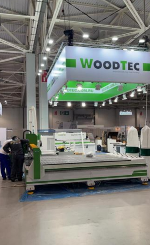 Фрезерно-гравировальный станок с ЧПУ WoodTec CH 2030 N