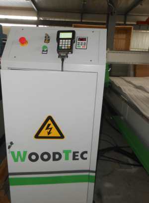 Фрезерно-гравировальный станок с ЧПУ WoodTec HR 1325