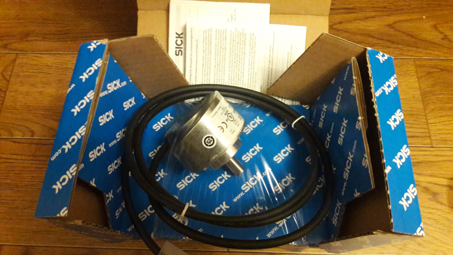 Энкодер инкрементальный Sick DFS60B-S4EK01024 купить в Пскове по цене ...