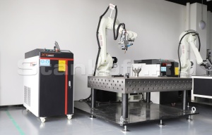 Роботизированный комплекс лазерной сварки металла ROBOT XTW-1500/Raycus