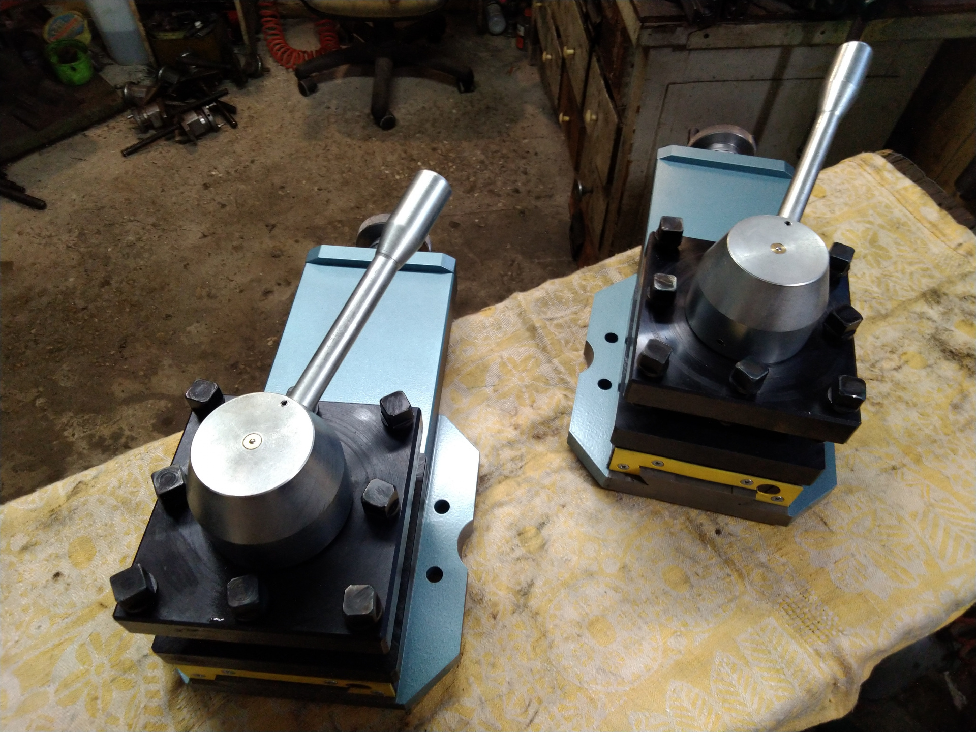 Суппорт резцедержателя токарного станка 16к20. 001. Суппорт токарного станка 16к20. Суппорт 16к20. Суппорт тс 75.