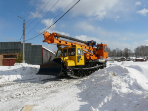 Бурильно-крановая машина БКМ-2032