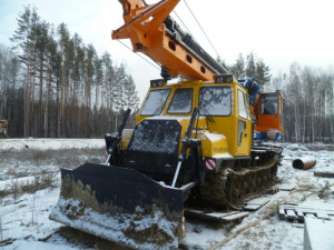 Бурильно-крановая машина БКМ-2032