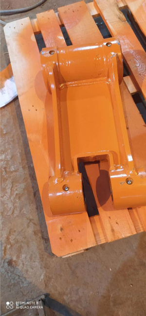 Удлиненное рабочее оборудование (стрела/рукоять) собственного производства на экскаваторы весом 20-40 тонн