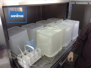 Мойка противней, моечные машины HOONVED серии HD и EDI от компании ООО "Санима", сайт: sanima.ru