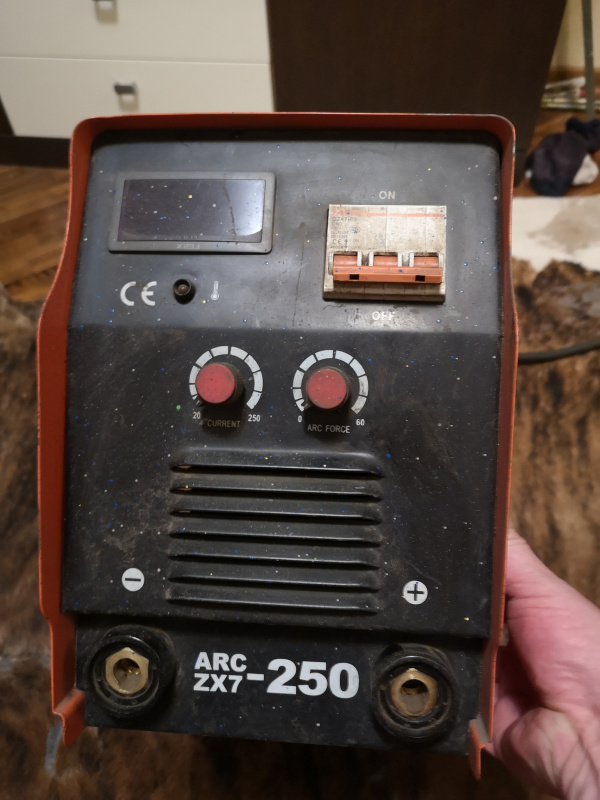 Сварочный инвертор бу ARC 250 ZX7