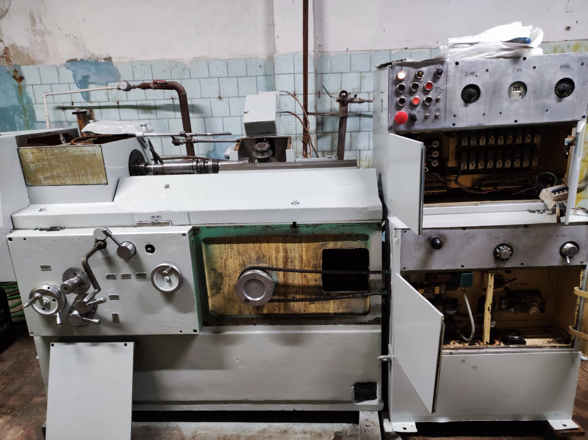 станок 3А662 заточной для червячных фрез купить Б/У в Ярославле по цене ...