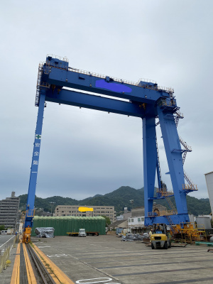 300-тонный козловой кран (Hitachi: японское производство