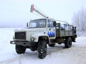 Бурильно-крановая машина БКМ-317