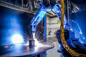 проекты роботизированной сварки стальных и алюминиевых топливных баков