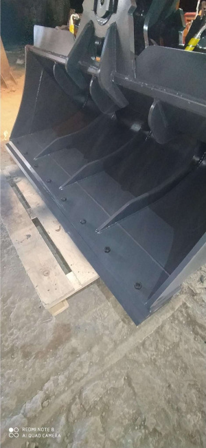 Планировочный ковш для экскаваторов HyundaiROBEX360 LC-7A
