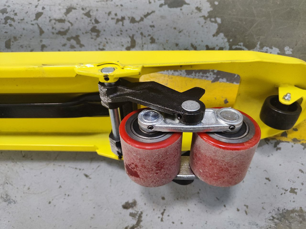 Тележка гидравлическая, рохля, рокла складская Hyster (2500 кг) купить ...