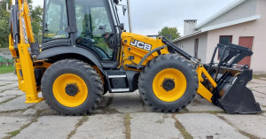 Экскаватор-погрузчик JCB 4CX