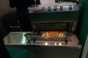 Хлеборезательная машина Агро Слайсер - лучшее отечественное оборудование