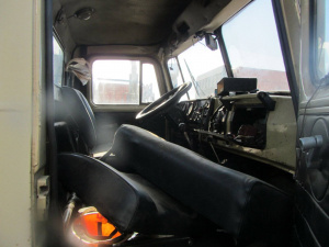 Автомобиль с краном-манипулятором (гидроманипулятор) ИФ 300С-03 на шасси УРАЛ 4320-1912-30