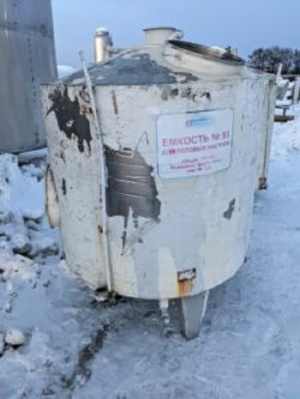 Емкость нержавеющая, объем — 1,15 куб.м., рубашка, термос