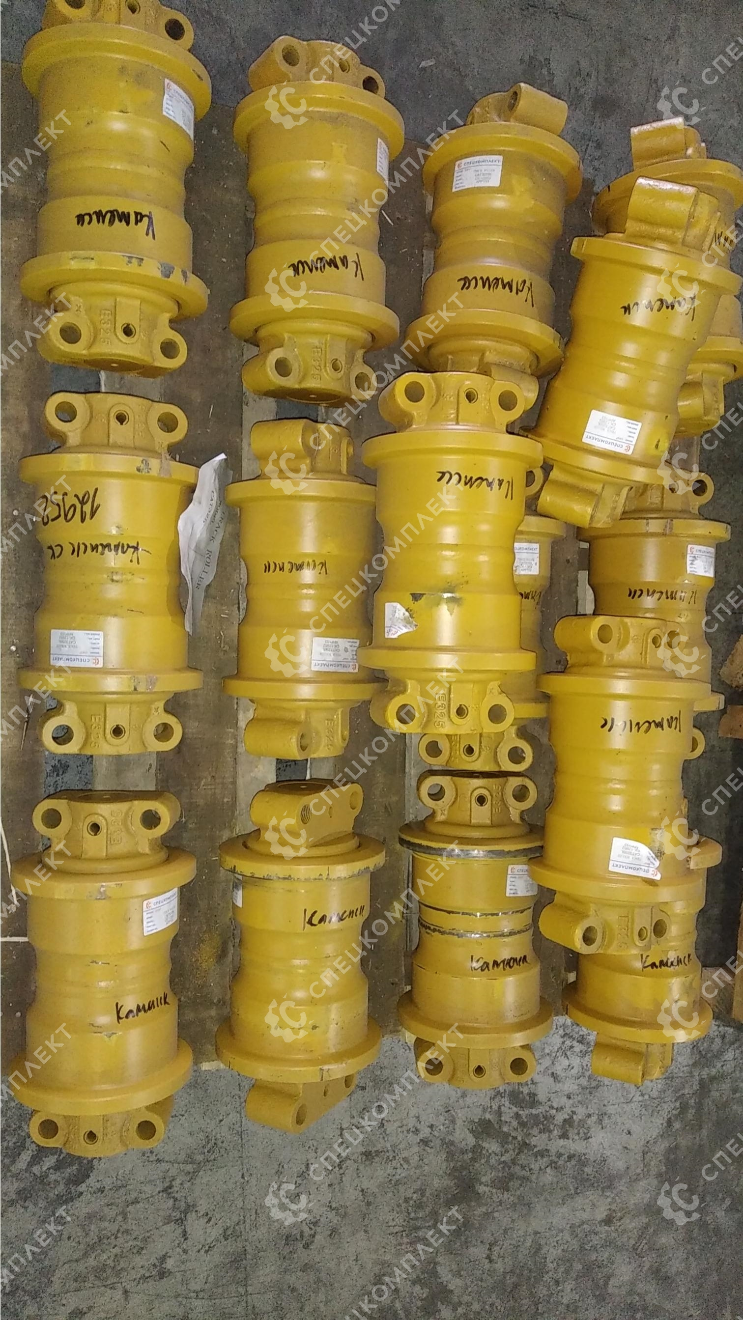 Каток опорный для техники Caterpillar купить в Иваново по цене 13 700 ...