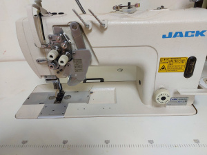 двухигольную челночную швейную машину JACK