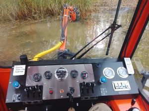 миниземснаряд экскаватор