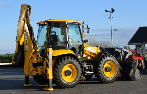 Экскаватор-погрузчик JCB 4CX PRO