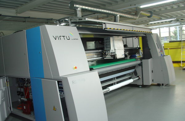 Широкоформатный УФ-принтер Virtu RS 25