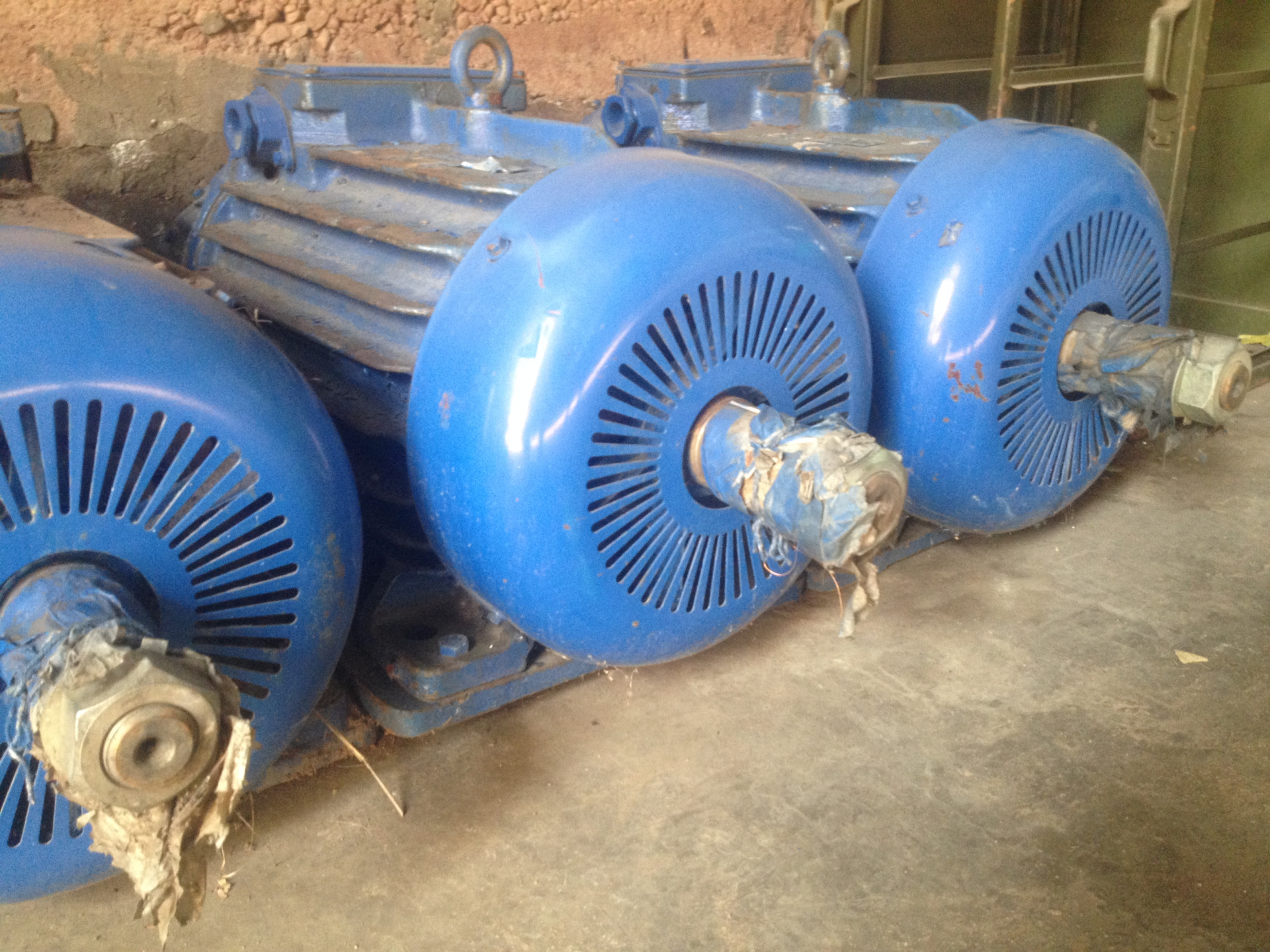 Куплю -электродвигатели Крановые общепромышленные постоянного тока АИР ...