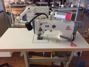 промышленные швейные машины Pfaff со столом