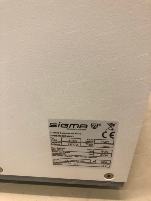Sigma 4-16K настольная центрифуга с охлаждением