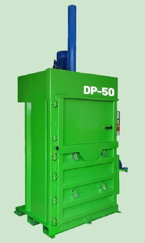 Пресс-подборщик / вертикальный пресс пакетировочный для картона и т.п. DP50