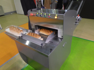 Повысьте производительность своей пекарни с помощью новой хлеборезательной машины: приобретайте «Агро-Слайсер»